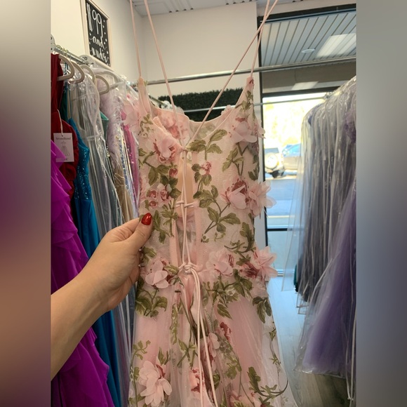 Blush Pink Floral Appliqué Prom Dress - Picture 5 of 7